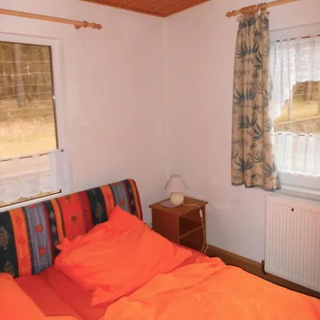 度假居 Bungalow Am Bodstedter Waldesrand *